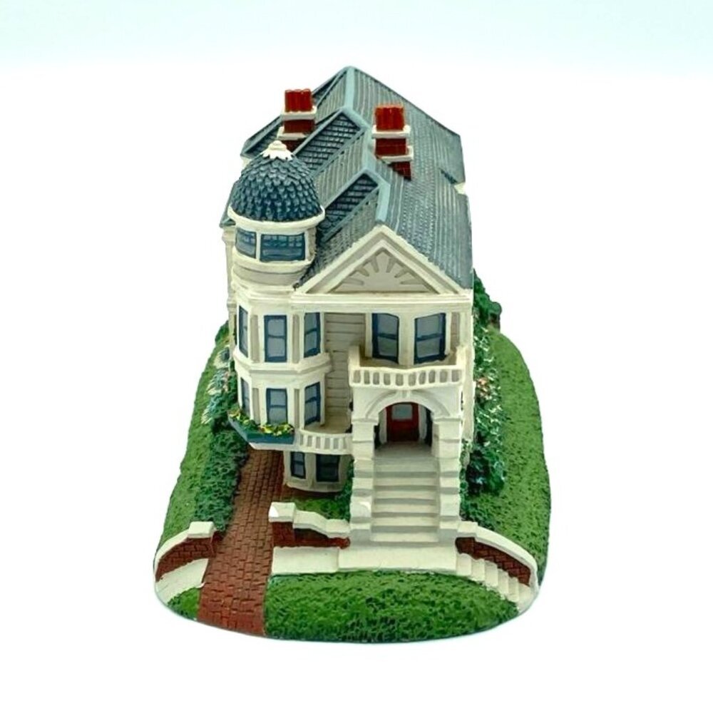 Vtg Hawthorne The Empress‎ of Russian Hill Richard Brouillette Lost Victorians